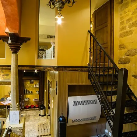 Jacuzzi Privé, Les 1001 Nuits à Appartement