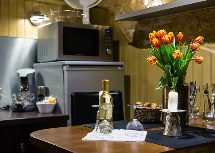 Jacuzzi Prive, Les 1001 Nuits A Sarlat