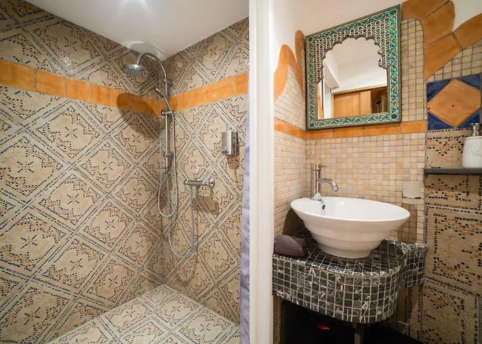 Jacuzzi Prive, Les 1001 Nuits A *